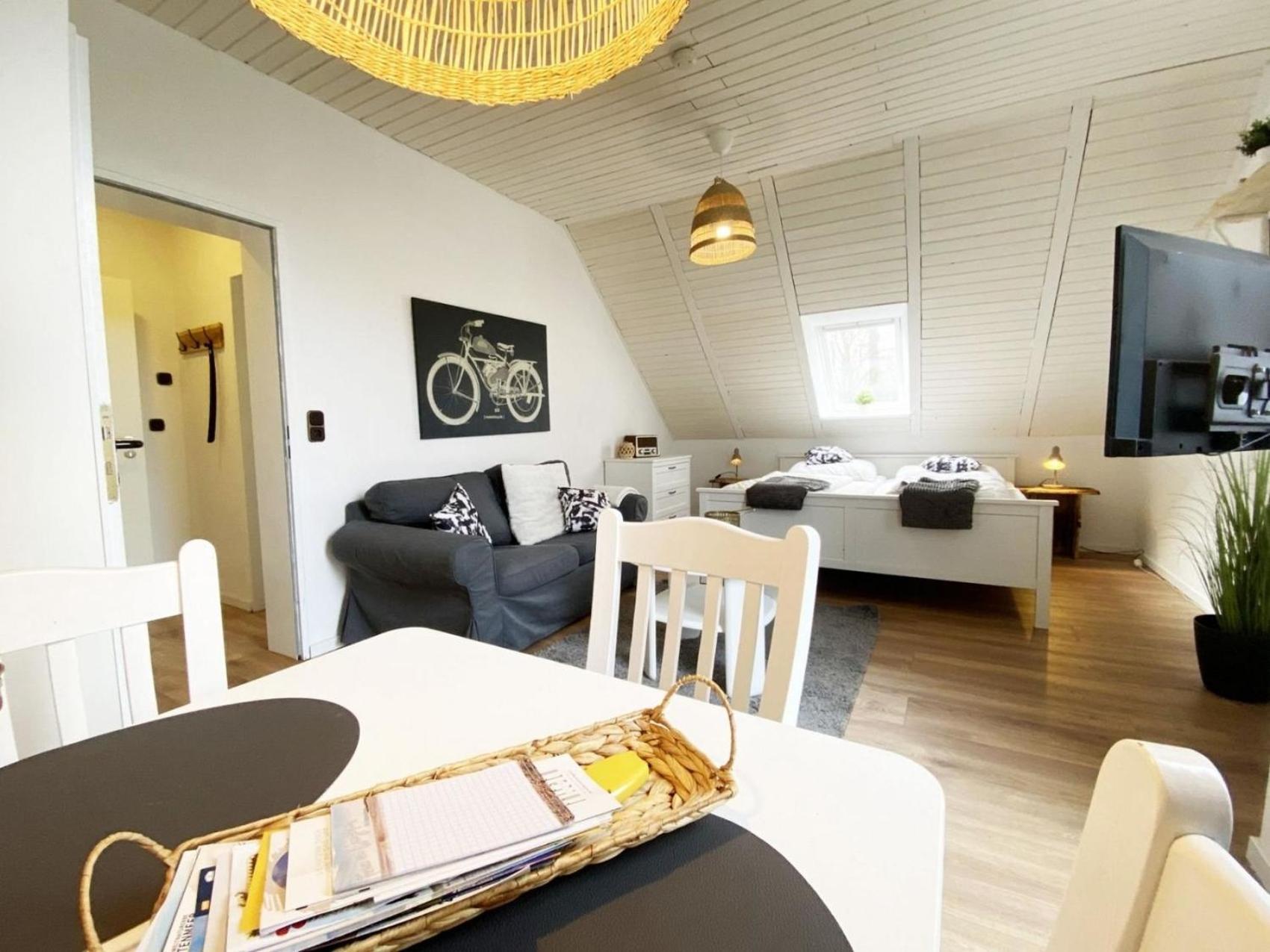 Ferien Im Wangerland - Haus Wiesenweg - Apartment 2 1Og Horumersiel Exteriör bild